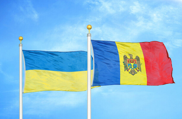 Ukraine and Moldova a step closer to EU membership after Hungary drops long-standing veto
