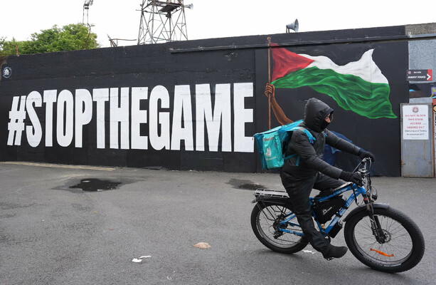 Ireland v Israel to be held behind closed doors at neutral venue as Uefa approve FAI request