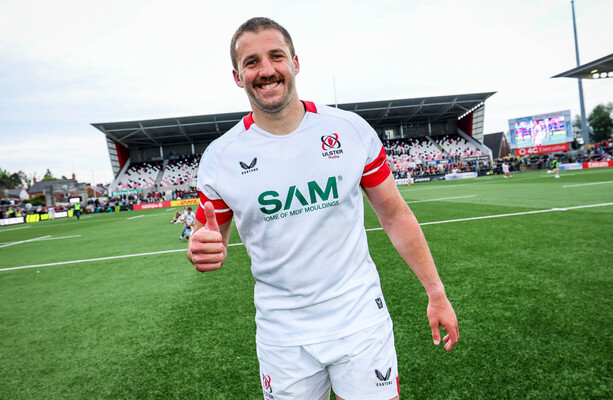 Ulster and Ireland centre Stuart McCloskey signs new contract