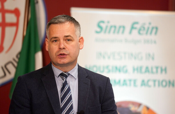 Scammers posing as Pearse Doherty online are asking for money, Sinn Féin TD warns