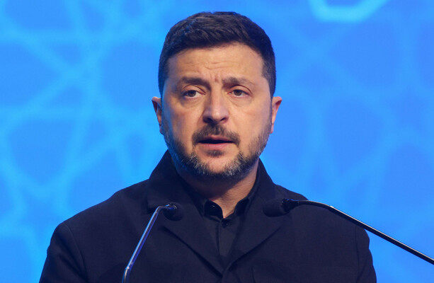 Zelenskyy makes plea for unity after bitter row splits Ukraine's military leadership