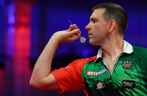Limerick's Willie O'Connor knocked out in World Matchplay Darts opener