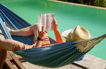 From Politics to Fiction: What Irish Politicians Are Reading This Summer