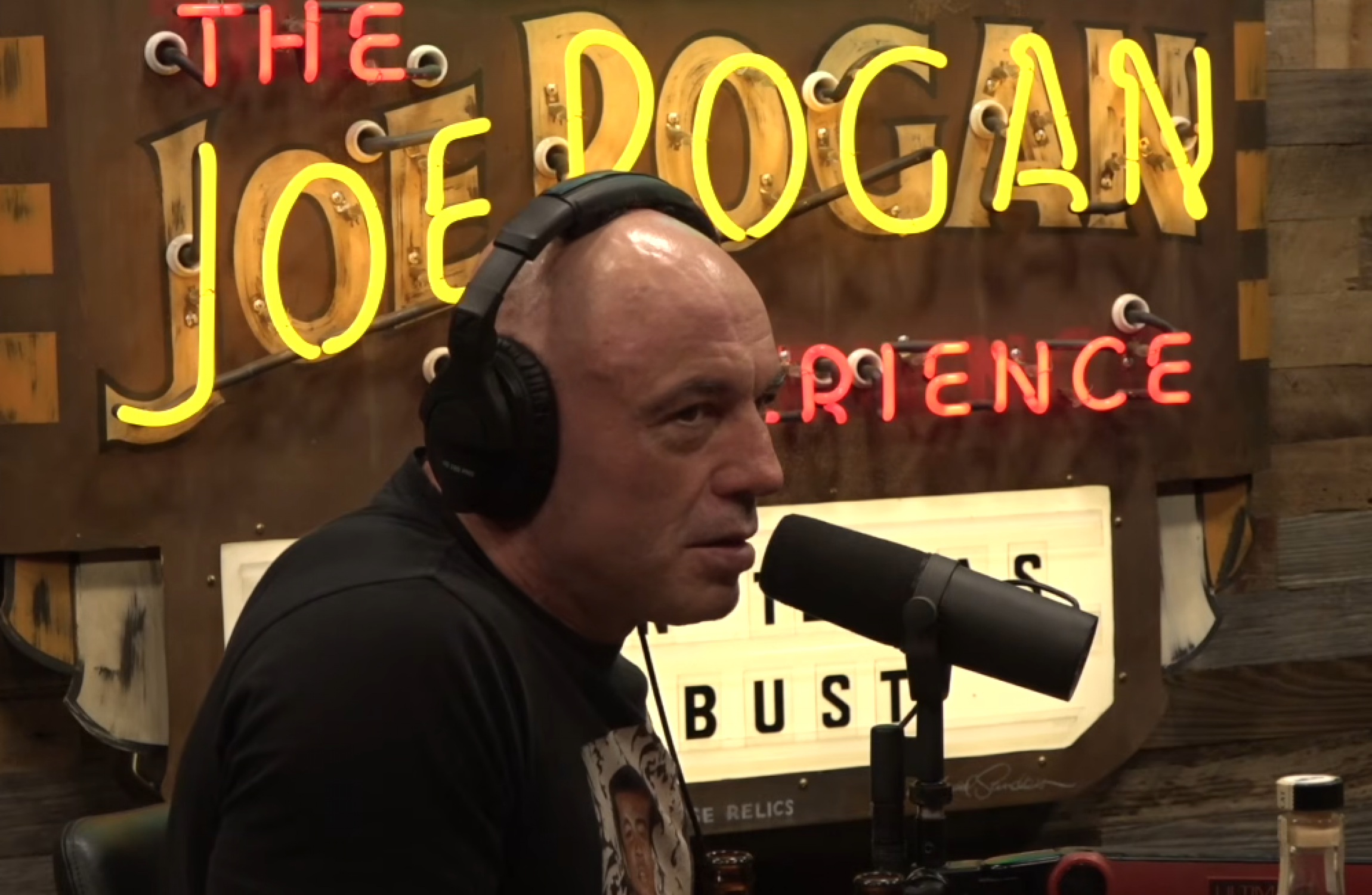 thejournal.ie - Steve Dempsey - Divisive as he is, legacy radio could learn a little something from Joe Rogan