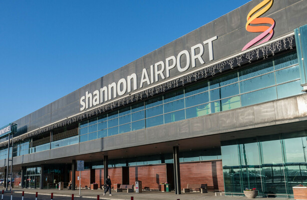 Investigation ongoing after bomb squad responds to package sent to US Customs at Shannon