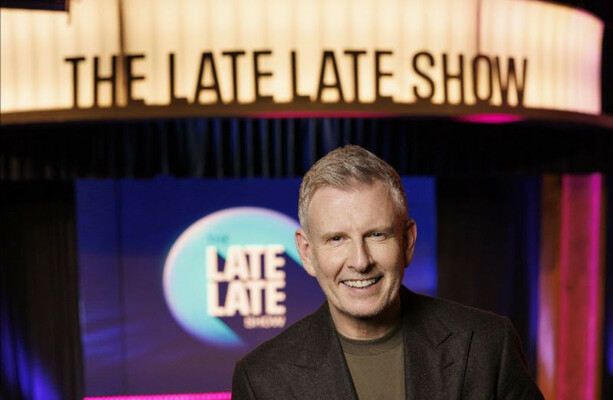 Liam Neeson, Siobhán McSweeney and men's Mayo team among guests on tomorrow’s Late Late Show