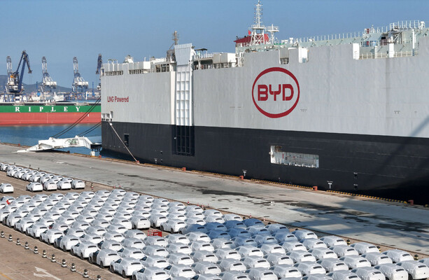 EU Trade Officials: EU and China Reach Understanding to Curb Hybrid Car Exports