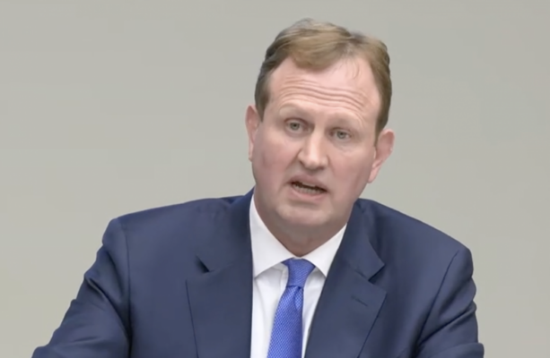Minister agrees to meet with Law Society in effort to resolve dispute with solicitors