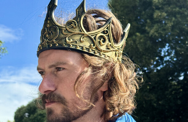 6 years ago, he was diagnosed with terminal cancer. This week, he's doing the Dublin Marathon