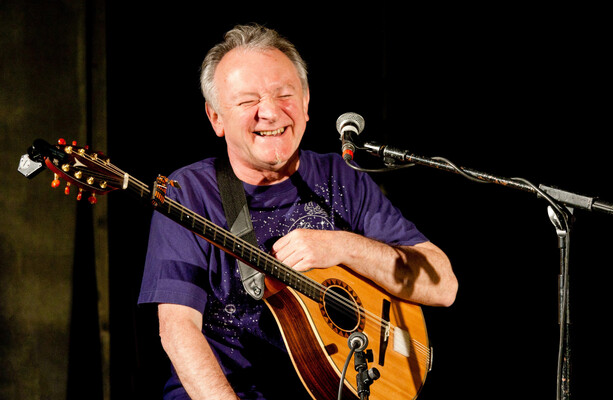 Funeral of Irish Music Legend Dónal Lunny Takes Place in Kildare