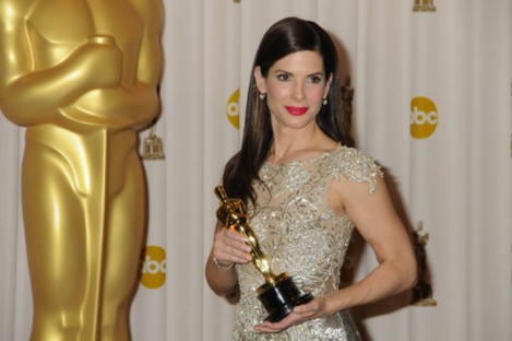 Last year's Best Leading Actress award winner Sandra Bullock will present an award at the 83rd Academy Awards next month.