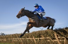 Hurricane Fly takes Istabraq Hurdle