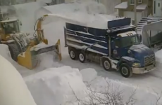 VIDEO: Clearing the snow... Canadian-style