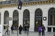 iNabbed: €1 million of products stolen from Paris's main Apple store