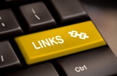 Newspaper licensing body issues statement on "paying for links"