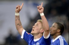 Schalke's Lewis Holtby completes Tottenham move