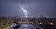 Lightning Bolt in Cork Pic of the Day