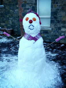 Terrifying Snowman Pic of the Day