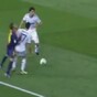 VIDEO: Jordi Alba doesn't know whether to hold his head or his leg after nothing Arbeloa tackle