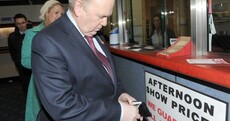 Pics: 6 steps to successfully placing a bet, with Michael Noonan