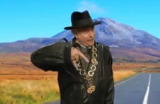 It's Baby Got Back... in Irish (and with added Marty Whelan)