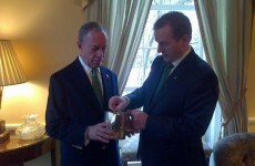 Enda Kenny meets Mayor Bloomberg in New York, gives him a teapot