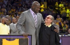 Jack Nicholson honoured Shaq as the Lakers retired the 34 jersey last night