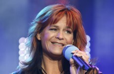 20 neo-Nazis use tour bus belonging to German pop singer