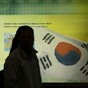 US delays missile test to cool North Korea tensions