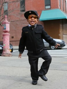 Photographer on mission to snap Humans of New York