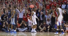 Chris Paul makes game-winning buzzer beaters look waaaay too easy