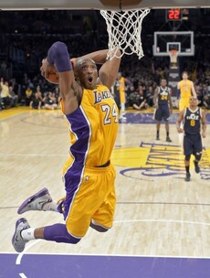 Improve your Tuesday by watching the 10 best dunks of the NBA season