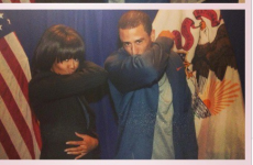 Colin Kaepernick teaches Michelle Obama the art of Kaepernicking