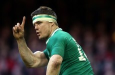 Brian O'Driscoll signs on for 1 more year with Leinster and Ireland