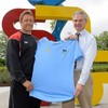 Jonny Wilkinson gets his hands on a UCD jersey