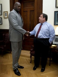 16 photos that will give you some perspective on how big NBA players really are