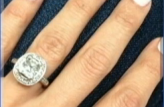 Husband sells $23,000 wedding ring for a tenner