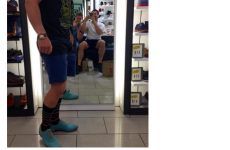 Irish rugby stars enjoy end-of-season party, Ian Madigan tries worst shoes ever