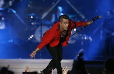 Neil Young, Robbie Williams and Bon Jovi... who won the weekend?