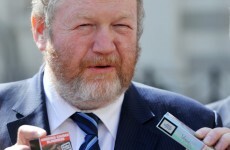 Reilly not convinced that electronic cigarettes are safe, orders review