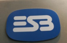 ESB workers protest over plans to pay €78.4m dividend to State