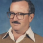 Teacher wears same outfit for 40 years of school photos