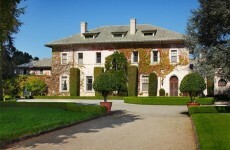 Photos: California home for sale for €77 million (but the owner comes with it)