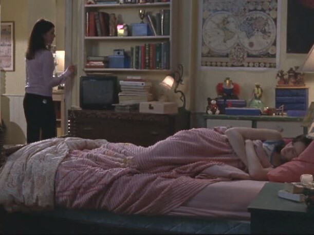 12 Awesome Tv Bedrooms We All Wanted To Sleep In The Daily