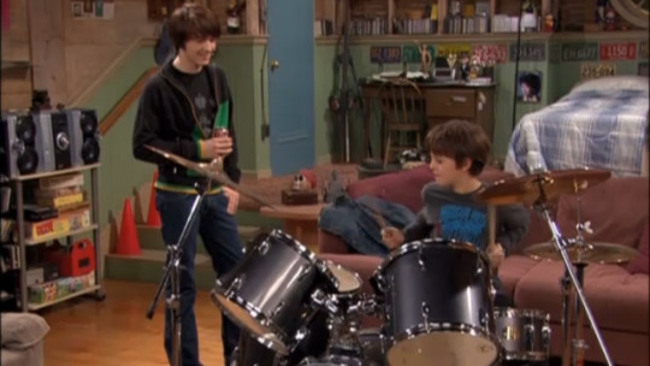 drakeandjosh_newteacher