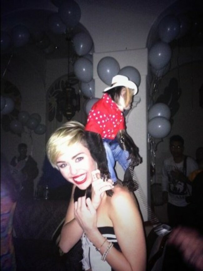 miley2