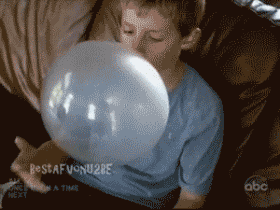 funniest-kid-gifs-bubble-gum