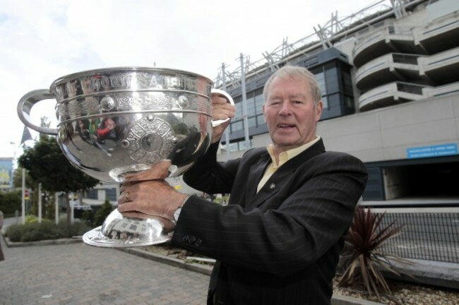 Micheal O Muircheartaigh to retire