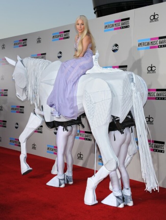 2013 American Music Awards - Arrivals - Los Angeles