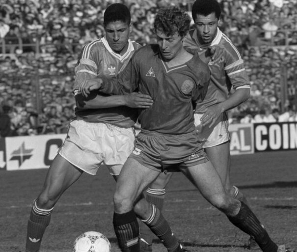 25 brilliant images of Paul McGrath · The 42